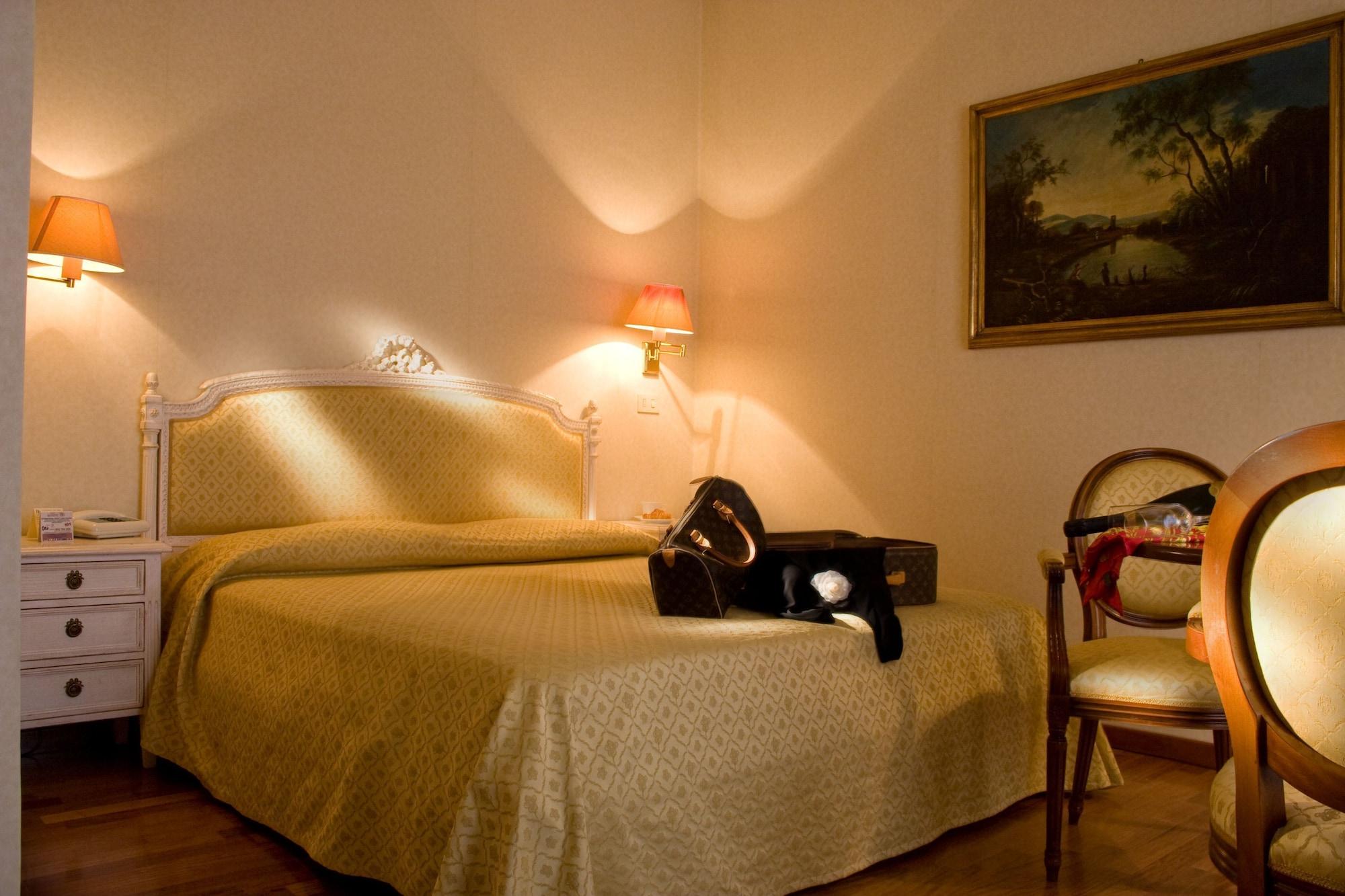 Hotel Bramante Todi Esterno foto