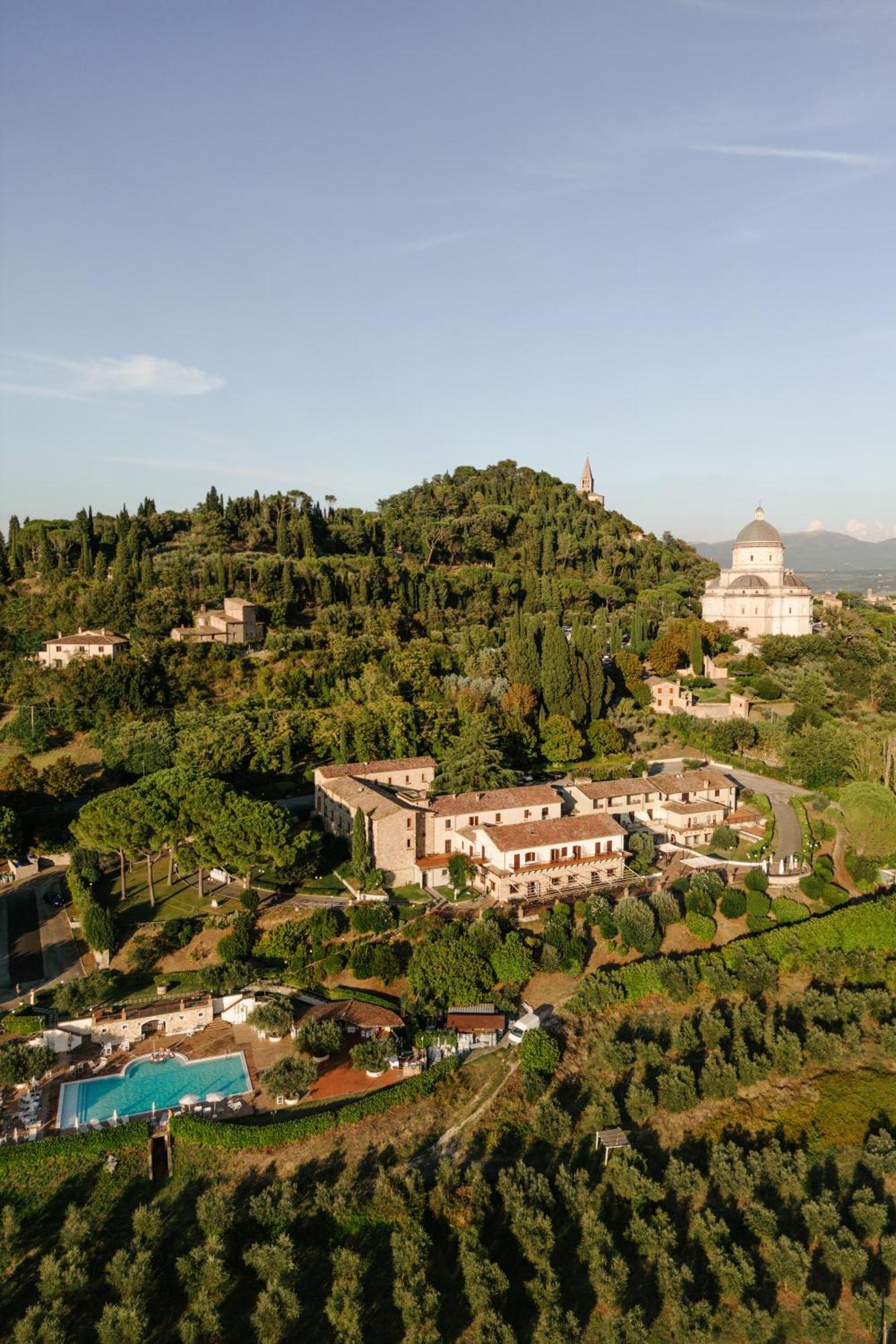Hotel Bramante Todi Esterno foto