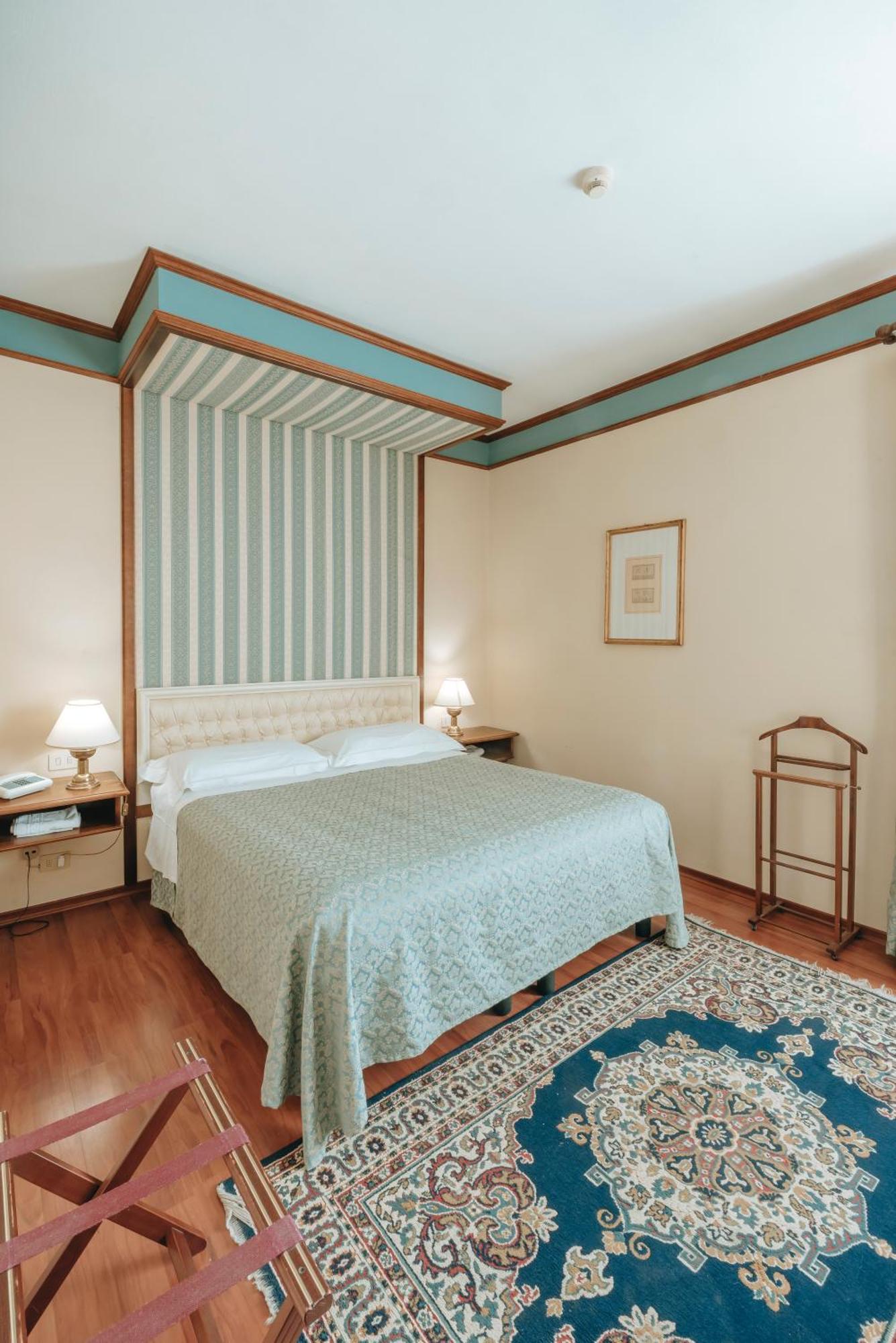Hotel Bramante Todi Esterno foto