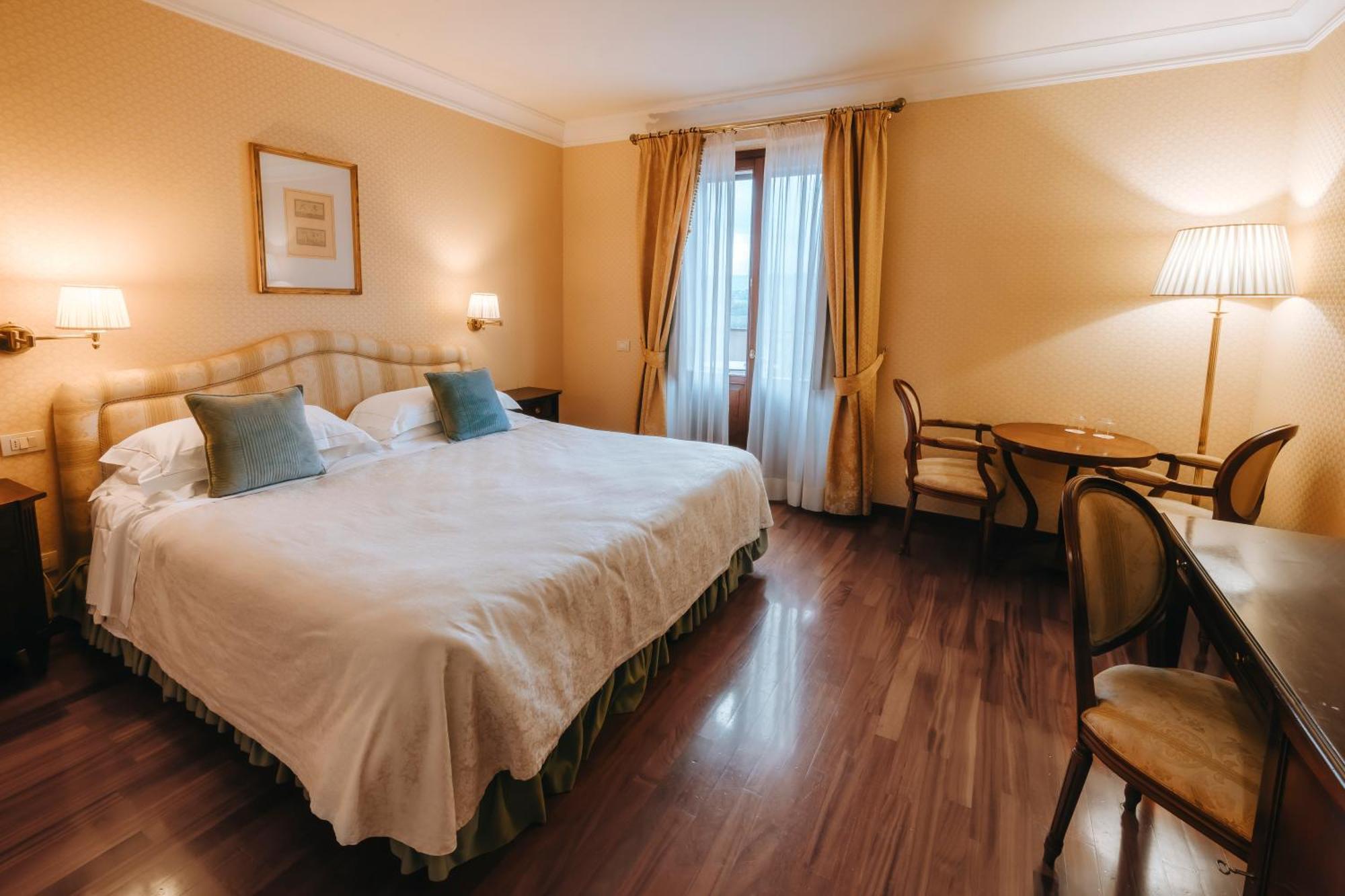 Hotel Bramante Todi Esterno foto