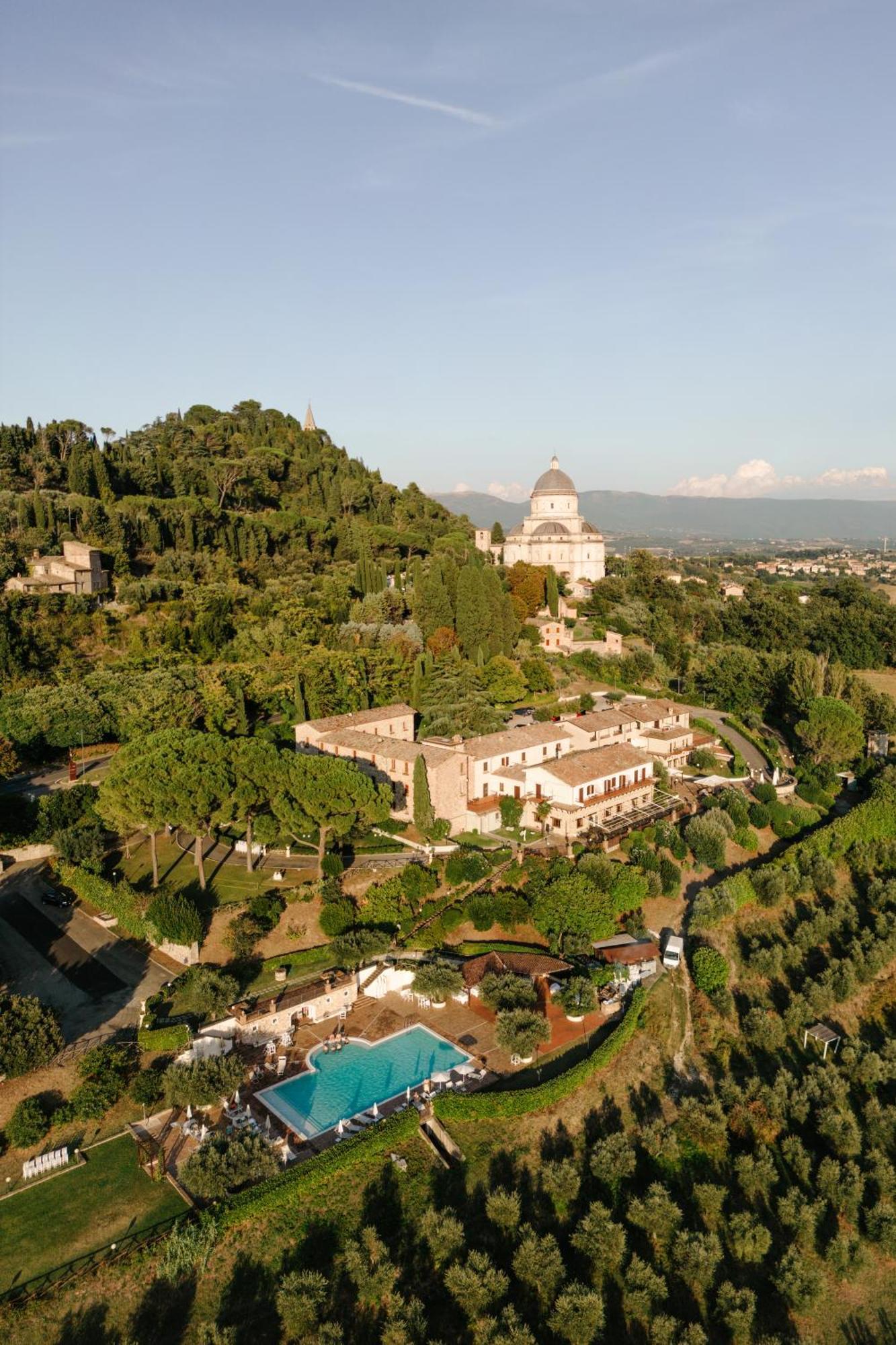 Hotel Bramante Todi Esterno foto