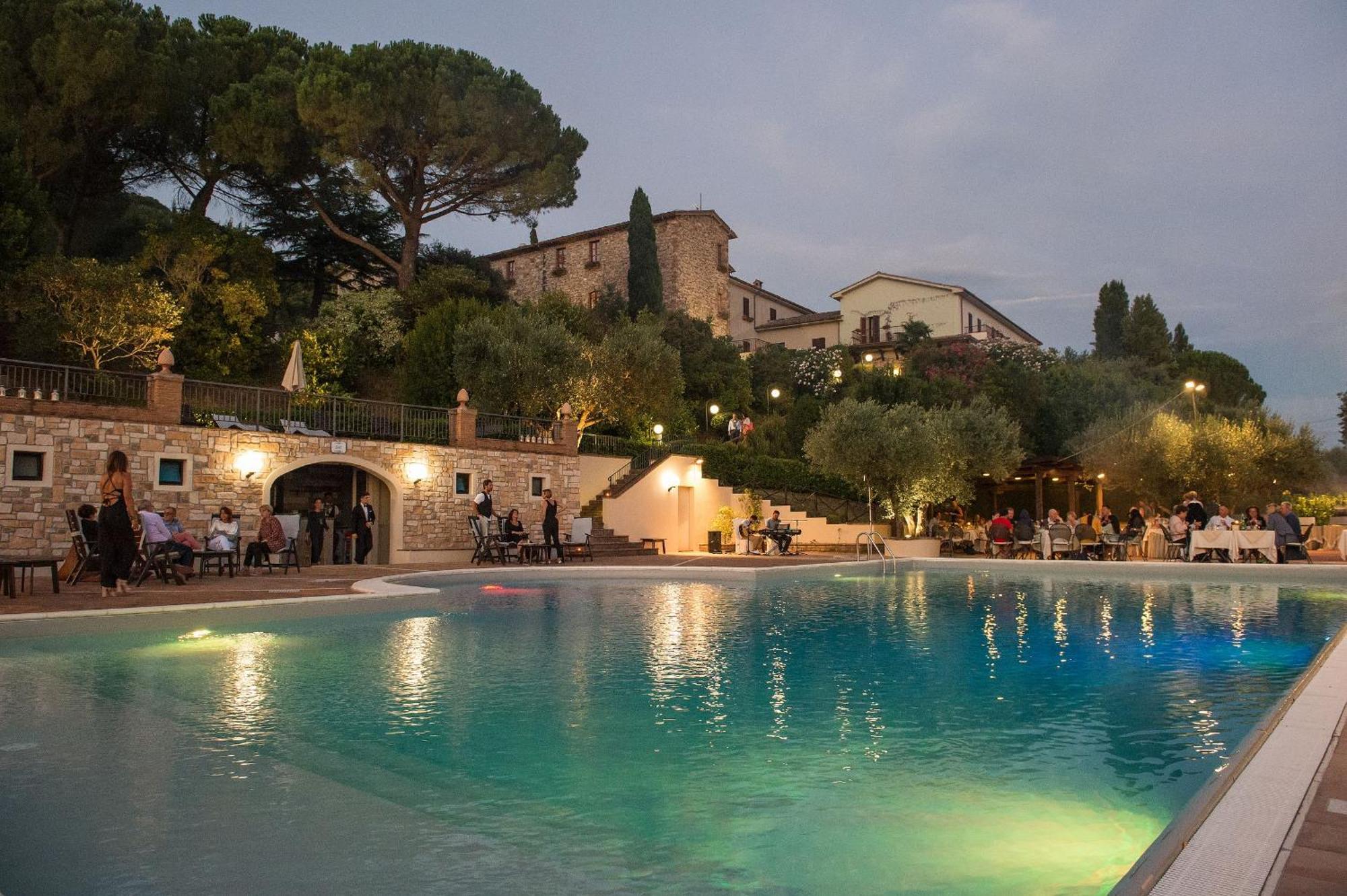 Hotel Bramante Todi Esterno foto